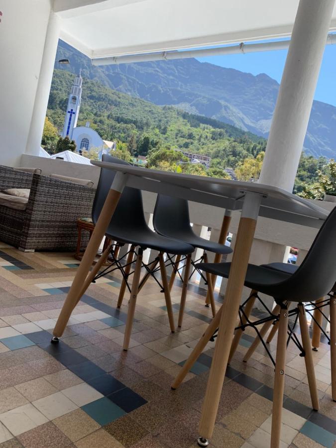 Hotel Le Petit Randonneur Cilaos Εξωτερικό φωτογραφία